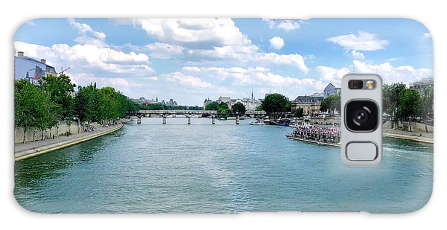 Landscape Galaxy Case featuring the photograph River Seine at Pont du Carrousel by Charles Kraus