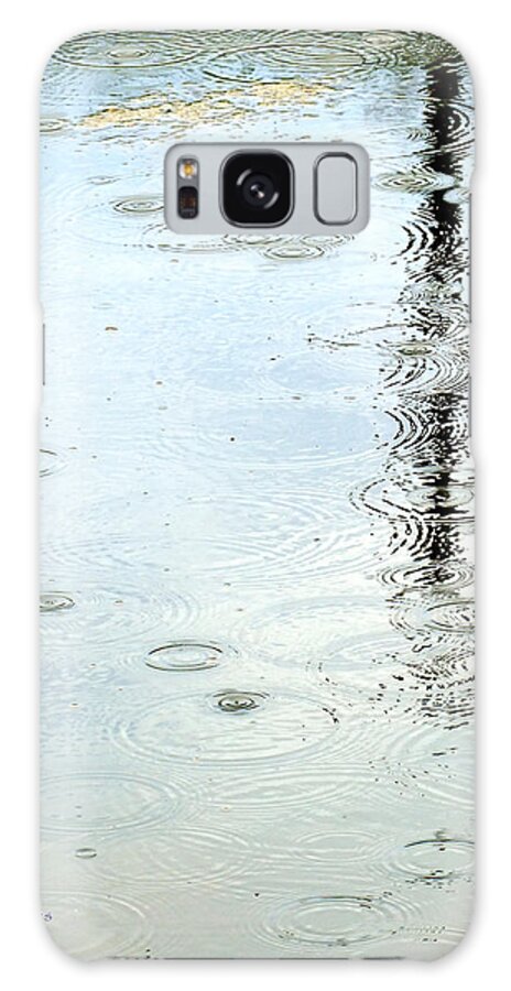 Water Galaxy Case featuring the photograph Raindrop Abstract by Kae Cheatham