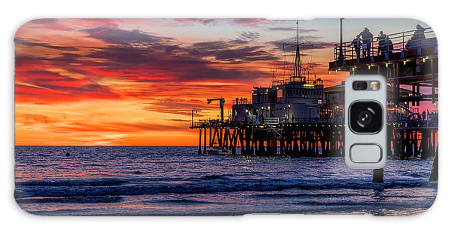Santa Monica Pier Sunset Galaxy Case featuring the photograph Reflections Of The Pier by Gene Parks