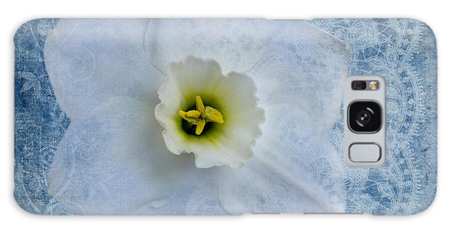 White Daffodil Flower Galaxy Case featuring the photograph Sapphire Lace by Marina Kojukhova