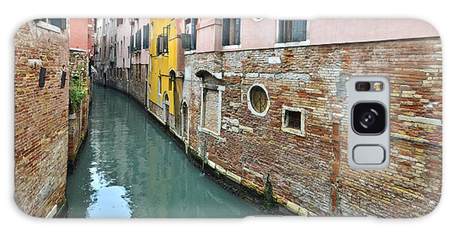 Rios Galaxy S8 Case featuring the photograph Riellos of Venice by Bob VonDrachek