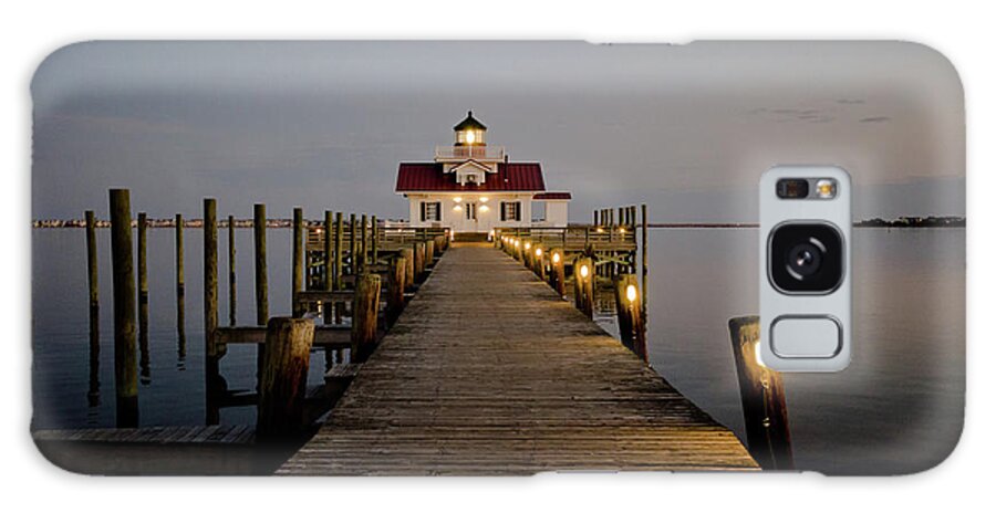 Roanoke Marshes Light Galaxy Case featuring the photograph Roanoke Marshes Lighthouse by David Sutton