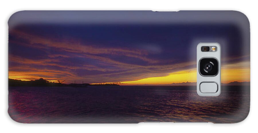 Ocean Galaxy Case featuring the photograph Roatan Sunset by Stephen Anderson