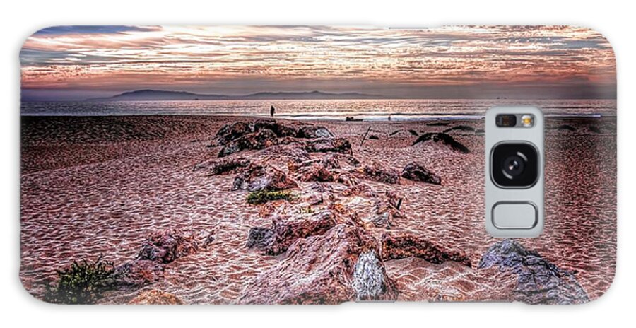 Sand Rock Sky Sunset Beach Water Ocean Galaxy Case featuring the photograph Rocky Beach by Wendell Ward