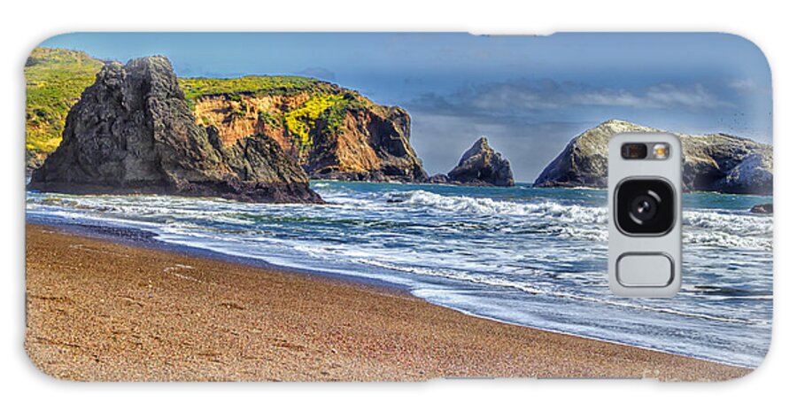 Rodeo Beach Galaxy Case featuring the photograph Rodeo Beach by Paul Gillham