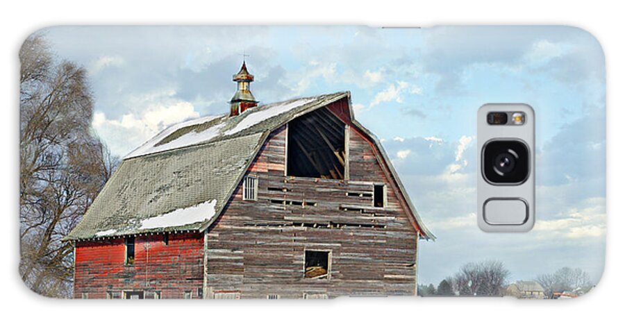 Rustic Red Barn Galaxy Case featuring the photograph Rustic Red Barn by Kathy M Krause