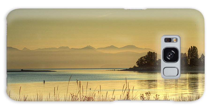 Landscape Galaxy Case featuring the photograph September Morn by Randy Hall