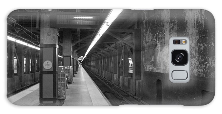  Nyc Galaxy Case featuring the photograph Subway at Grand Central by Allen Carroll