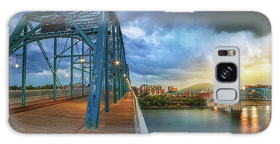 Chattanooga Galaxy S8 Case featuring the photograph Sunlight Thru Rain Over Chattanooga by Steven Llorca