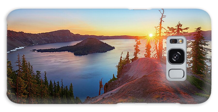 Af Zoom 14-24mm F/2.8g Galaxy Case featuring the photograph Sunrise at Crater Lake by John Hight