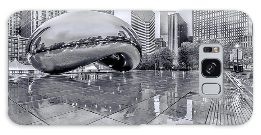 Cloud Gate Galaxy Case featuring the photograph The Bean Black and White 01 by Josh Bryant