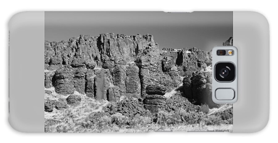 Landscape Galaxy Case featuring the photograph The Cliffs by Steve Warnstaff