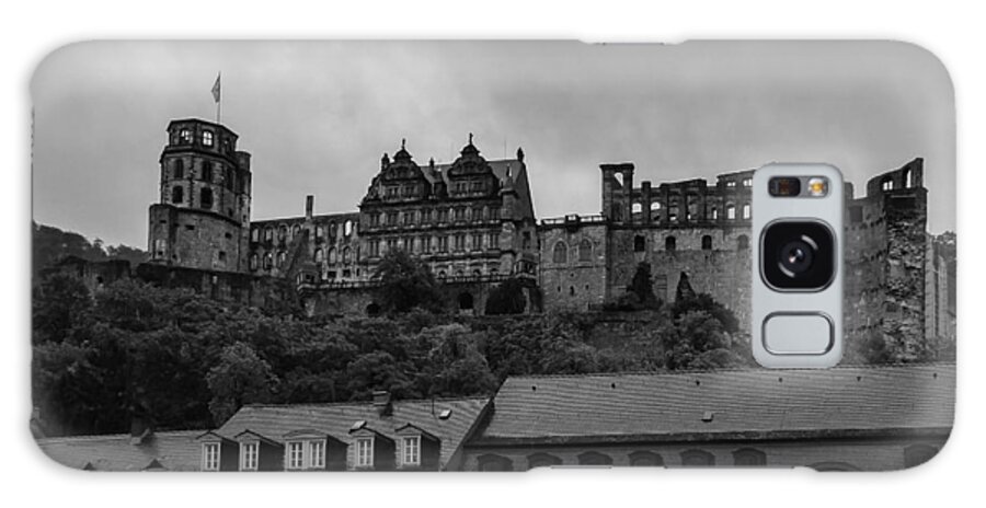 Heidelberg Galaxy Case featuring the photograph View of Heidelberg Castle B W by Pamela Newcomb