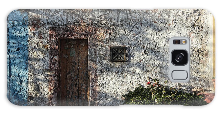 Wall Galaxy Case featuring the photograph Wall and doorway, San Miguel 2016 by Chris Honeyman