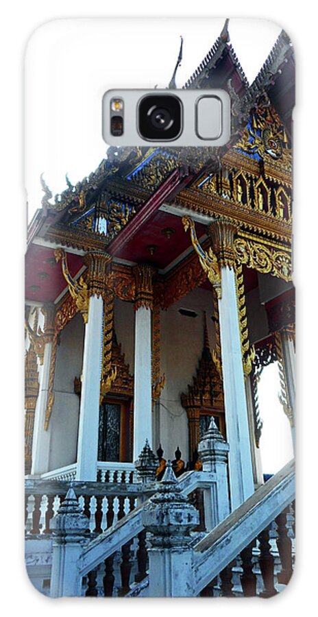  Laem Chabang Galaxy S8 Case featuring the photograph Wat Sawangfa 11 by Ron Kandt