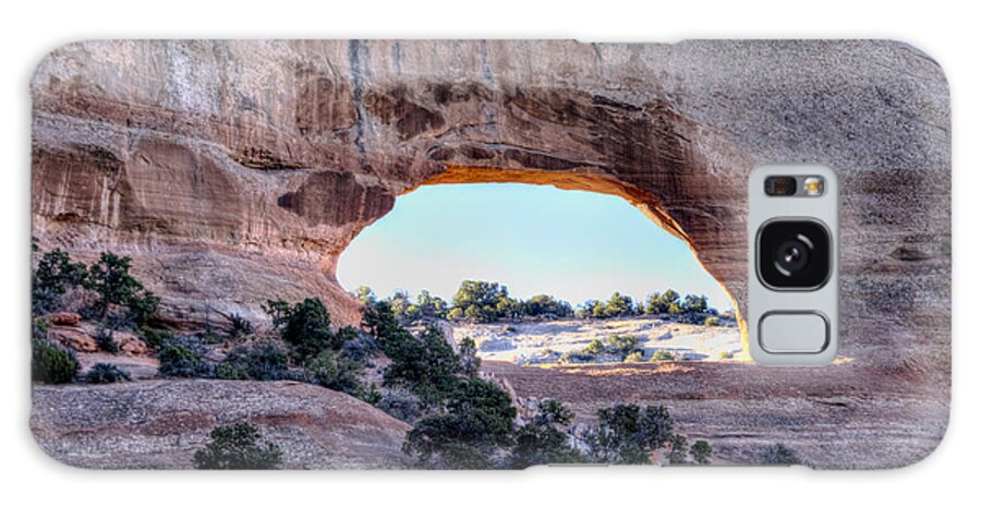 Western Usa Galaxy Case featuring the photograph Wilson Arch in the Morning by Alan Toepfer