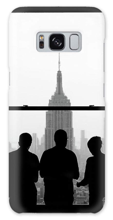 New York City Galaxy S8 Case featuring the photograph Careful Observation #1 by RicharD Murphy