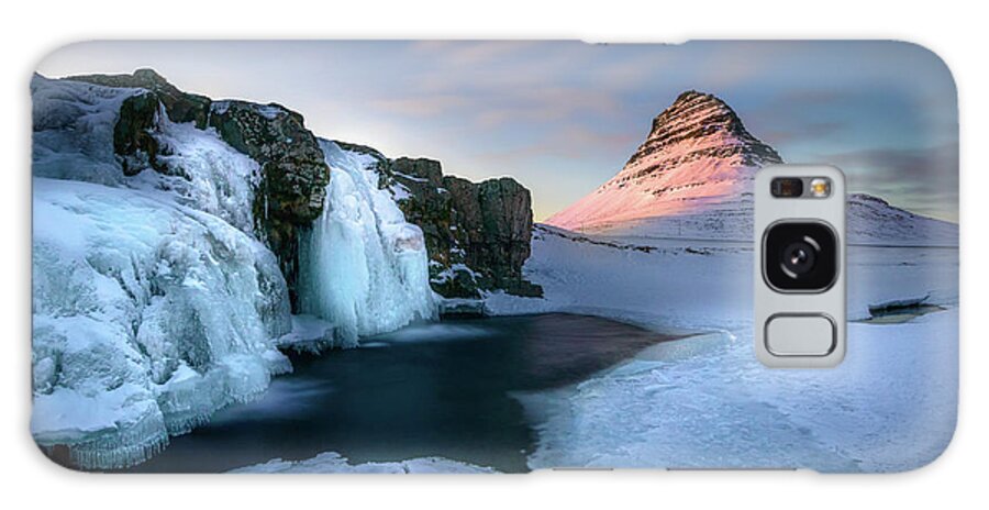 Church Mountain Galaxy Case featuring the photograph Kirkjufell, Iceland #1 by Peter OReilly