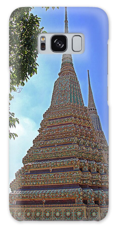  Bangkok Galaxy S8 Case featuring the photograph Bangkok, Thailand - Wat Phra Kaew - Temple Of The Emerald Buddha #2 by Richard Krebs