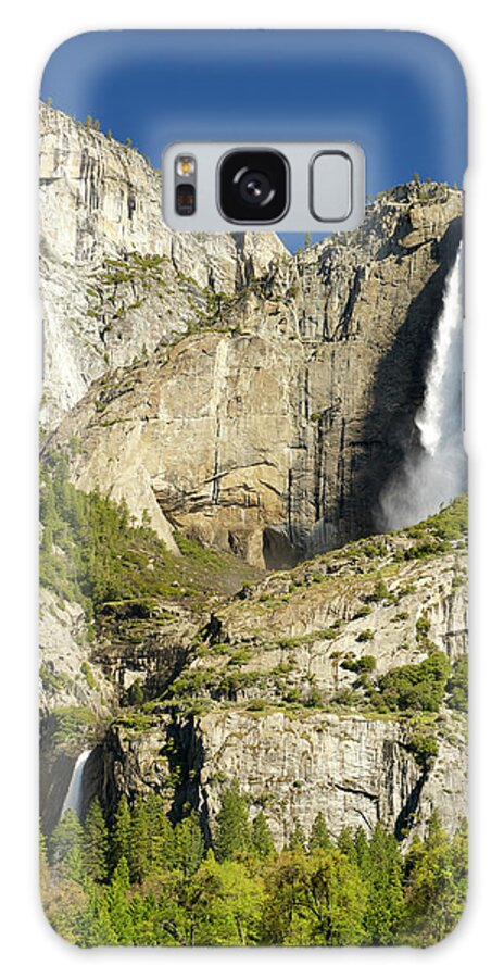 Scenics Galaxy Case featuring the photograph Yosemite Np #8 by Enrique R. Aguirre Aves