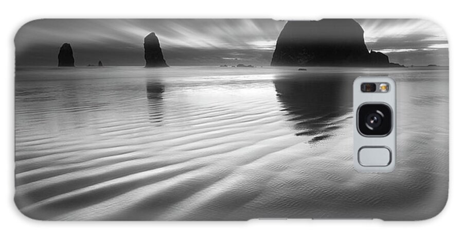 Tropical Galaxy Case featuring the photograph Cannon Beach Textures-1 by Moises Levy