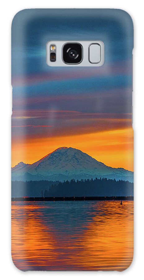 Winter Sunrise; Leschi Marina; Seattle; Mount Rainier; Lake Washington Galaxy Case featuring the photograph Golden Sunrise Glow by Emerita Wheeling