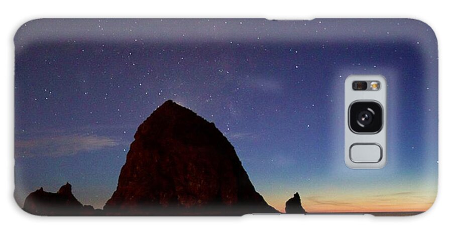 Oregon Galaxy S8 Case featuring the photograph Haystack Night Sky by Todd Kreuter