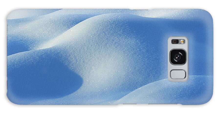 Snow Galaxy Case featuring the photograph Snow Detail On Tundra Pond, Alaska, Usa by Kevin Schafer