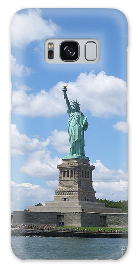 Statue Of Liberty Galaxy Case featuring the photograph Statue Of Liberty by Barbra Telfer