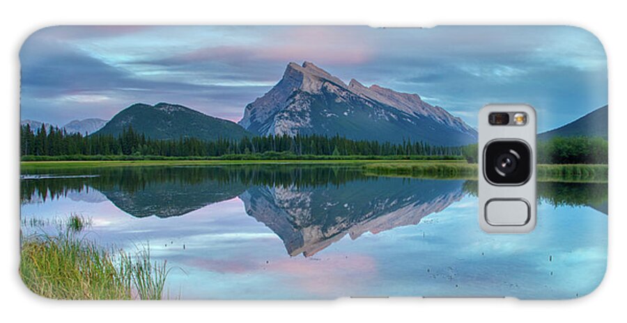 Banff Galaxy Case featuring the photograph Sunset Vermillion Lakes by Brian Kamprath