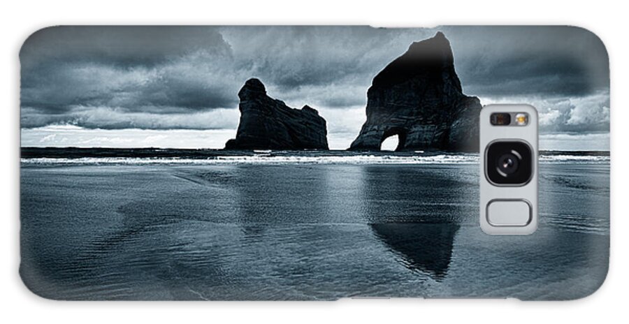 Water's Edge Galaxy Case featuring the photograph Wharariki Beach, Toned Image by Dan prat