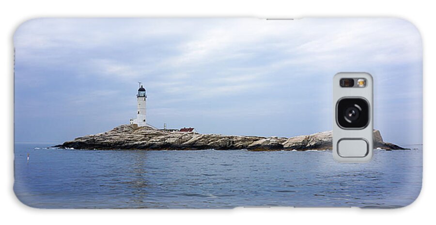 White Island Lighthouse Galaxy Case featuring the photograph White Island Lighthouse #1 by Deb Bryce