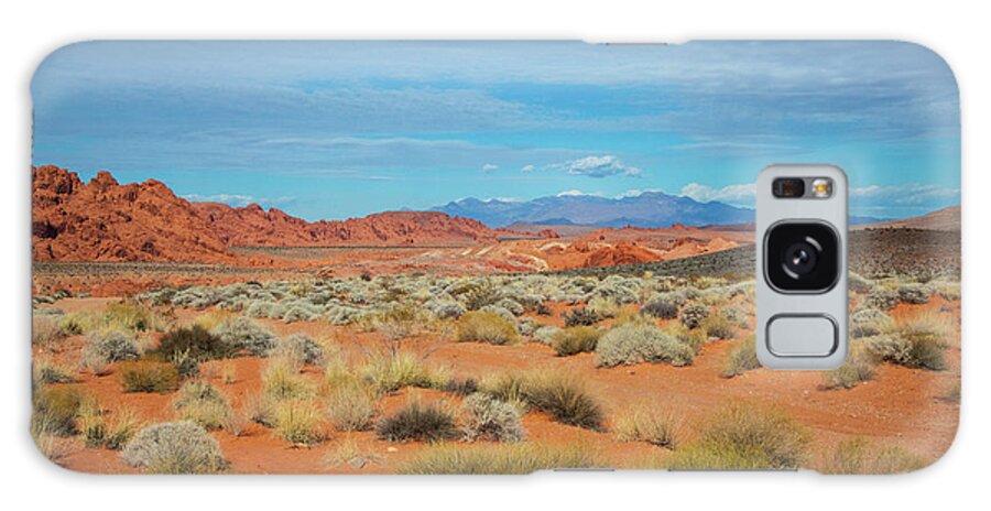 Valley Of Fire State Park Galaxy Case featuring the photograph Valley of Fire - Mountain Vista by Jonathan Babon