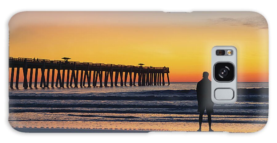 Jacksonville Beach Galaxy Case featuring the photograph A Peaceful Morning by Jacksonville Pier by Kim Seng
