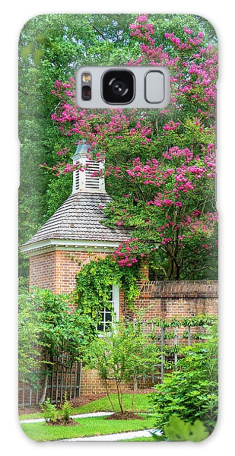 Colonial Williamsburg Galaxy Case featuring the photograph A Sweet Escape by Rachel Morrison