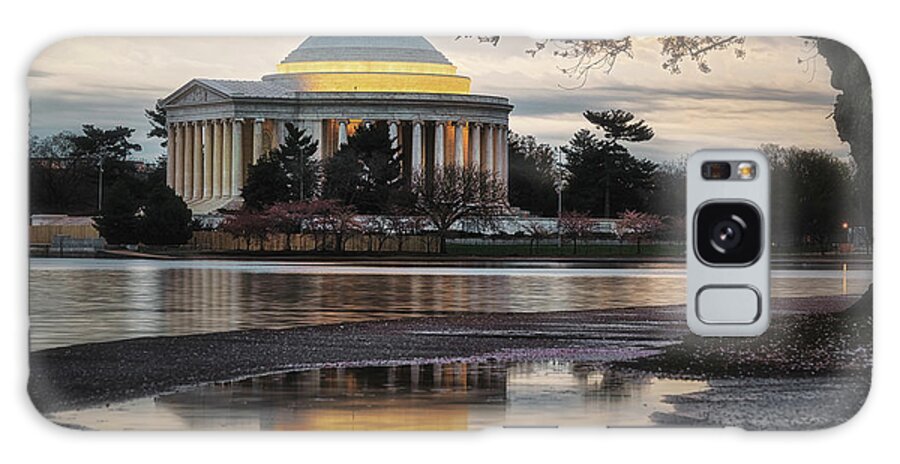Washington D.c. Galaxy Case featuring the photograph After The Rain 04 by Robert Fawcett