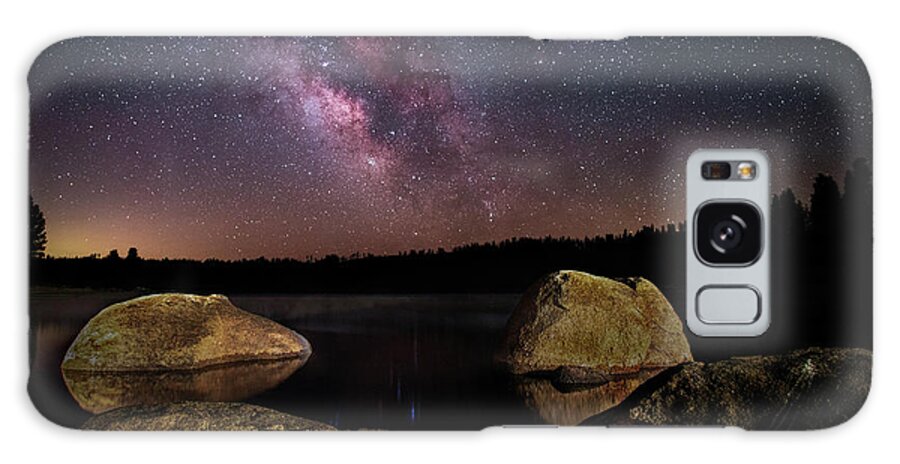 Lake Galaxy Case featuring the photograph Antelope Lake Nightscape by Mike Lee