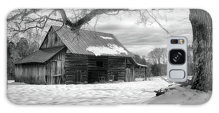 Snowscape Galaxy Case featuring the photograph Barn in Winter by Bryan Rierson
