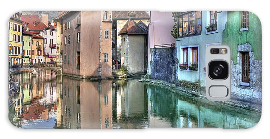 France Galaxy Case featuring the photograph Canal du Thiou - Annecy - Haute Savoie - France by Paolo Signorini