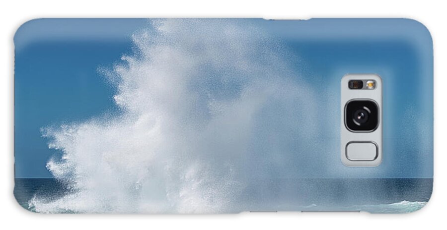 Canary Islands Galaxy Case featuring the photograph Crashing wave by Johan Elzenga