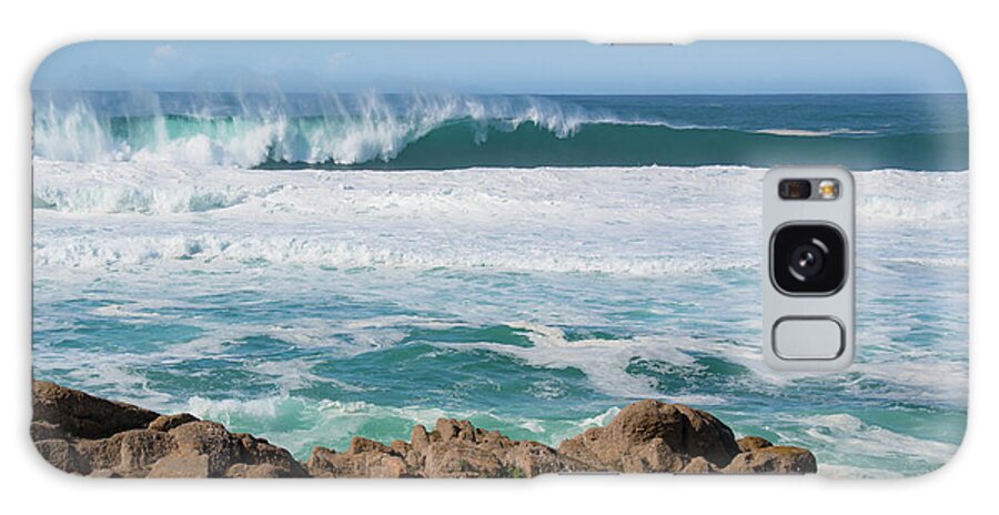 Pebble Beach Galaxy Case featuring the photograph Crashing Waves by Matthew DeGrushe