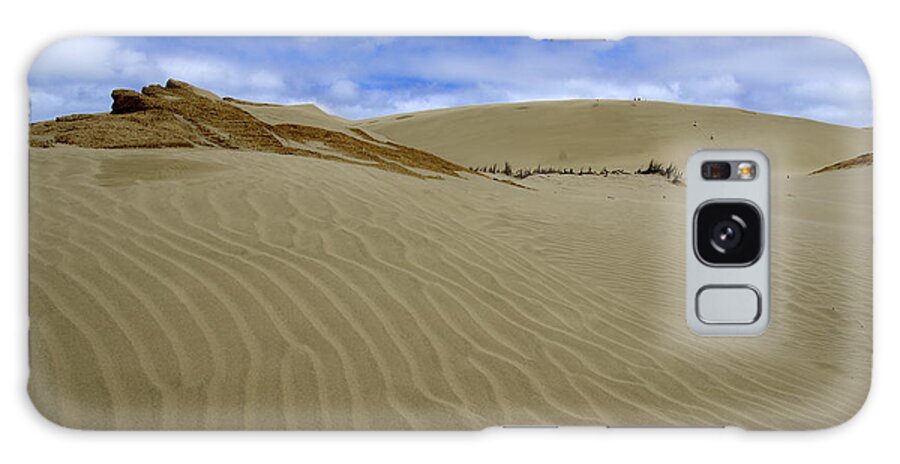 Dunes Galaxy Case featuring the photograph Dunes of The Northland - 90 Mile Beach, New Zealand by Kenneth Lane Smith