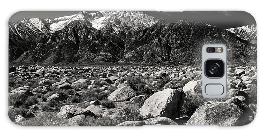 Landscape Galaxy Case featuring the photograph Eastern Sierra by Ryan Huebel