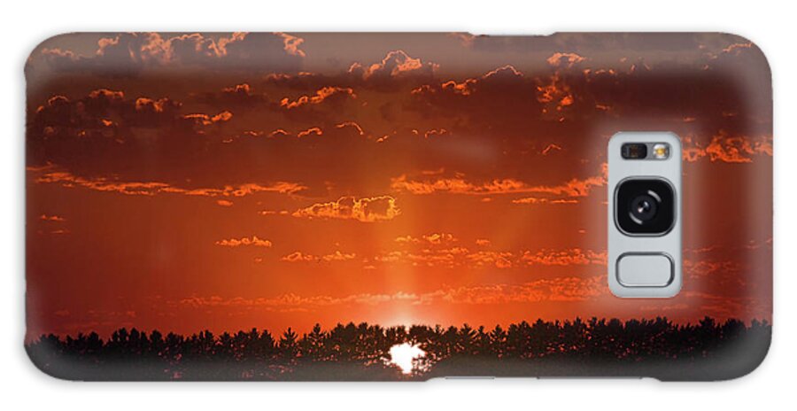 Sunset Galaxy Case featuring the photograph Falling Sun by Scott Olsen