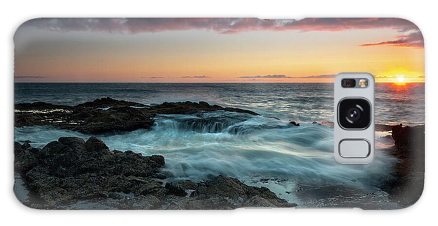 Thor's Well Galaxy Case featuring the photograph Flooded at Sundown by Michael Dawson