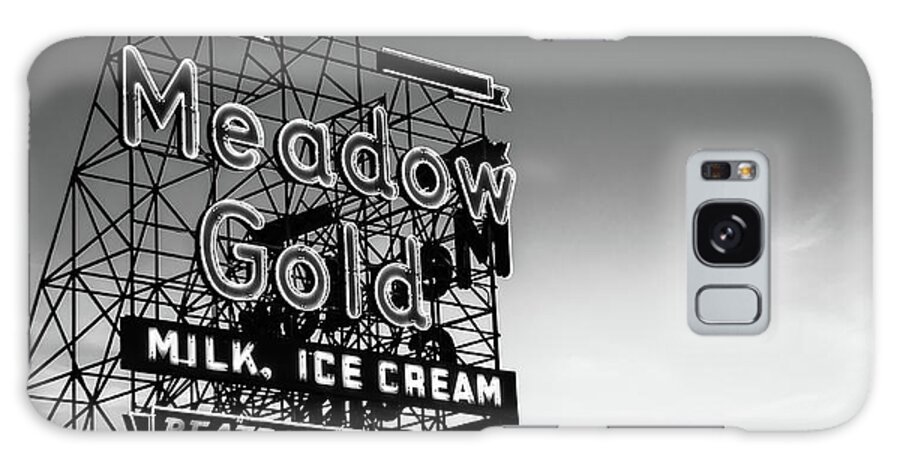 Tulsa Meadow Gold Neon Galaxy Case featuring the photograph Meadow Gold Neon Panorama Along Tulsa's Route 66 - Black and White by Gregory Ballos