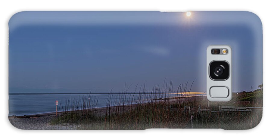 Edisto Island Galaxy Case featuring the photograph Moonlight Morning Music by Angelo Marcialis