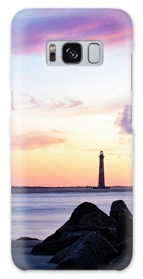 Wall Art Galaxy Case featuring the photograph Morris Island Lighthouse by Marlo Horne