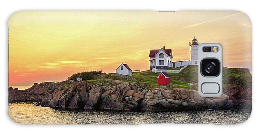 Nubble Lighthouse Galaxy Case featuring the photograph Nubble Lighthouse Sunrise by Deb Bryce