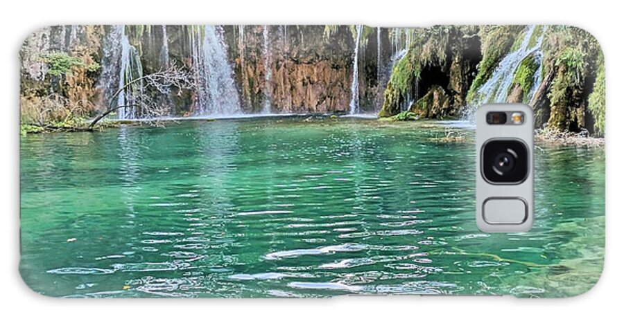 Plitvice Lakes Galaxy Case featuring the photograph Oasis For The Senses by Yvonne Jasinski